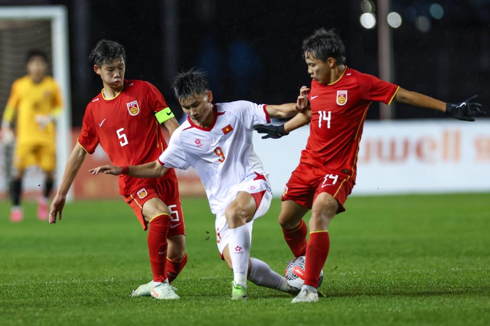 曼联vs西汉姆联前瞻：齐尔克泽重拾信心 红魔主场无惧铁锤帮